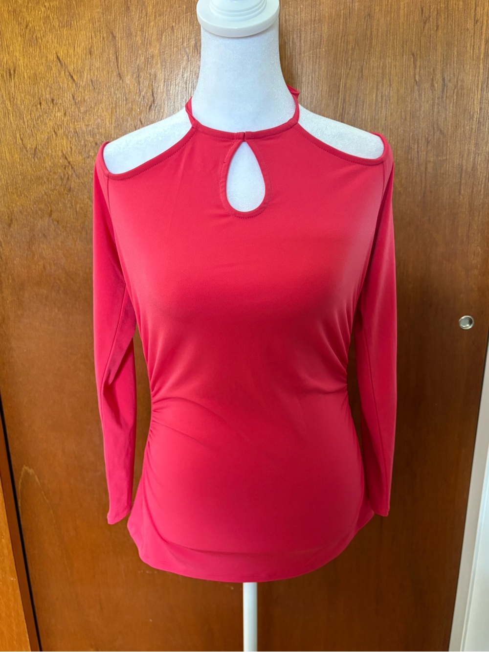 Small Michael Kors Pink Cold Shoulder Keyhole Long Sleeve Top - Picture 3 of 16